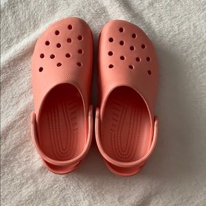 Crocs Bright Pink Rubber Classic Style Clogs